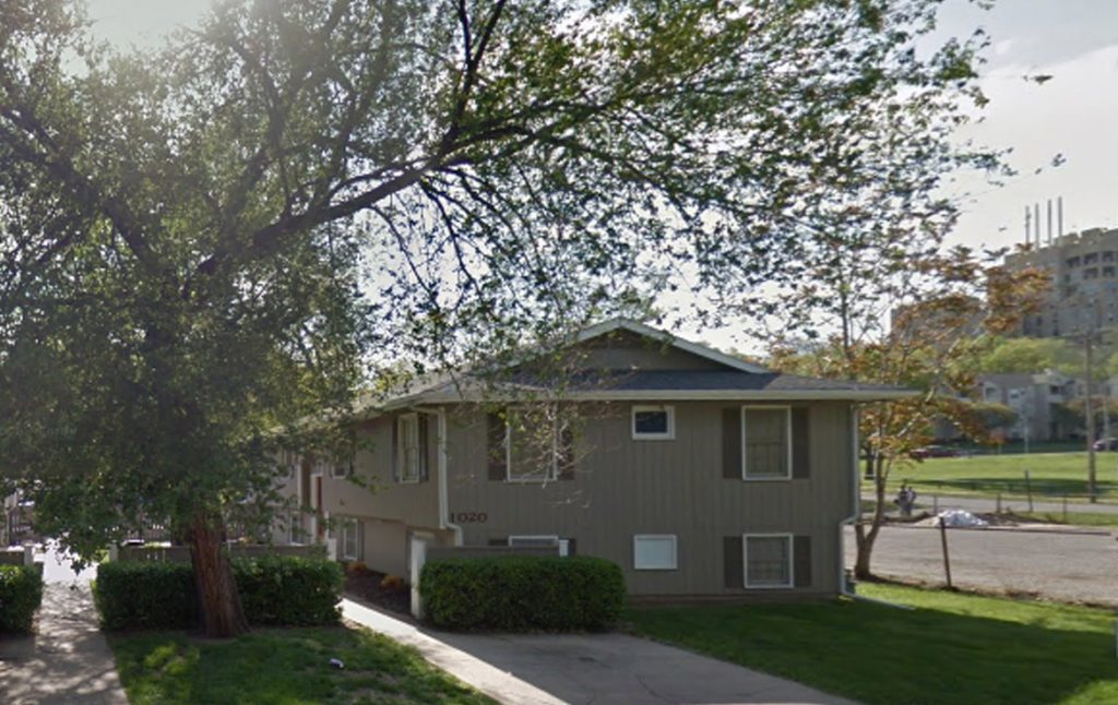 1016, 1020 Illinois Street Duplex and Town Home Rentals in Lawrence