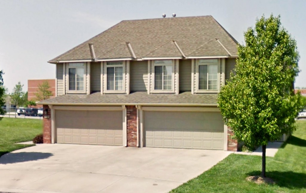 413 415 Trent Court Duplex and Town Home Rentals in Lawrence, KS